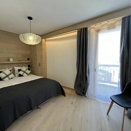 - Panoramique 4 Chambres, Sur Piste Avec Piscine Apartment Alpe d'Huez