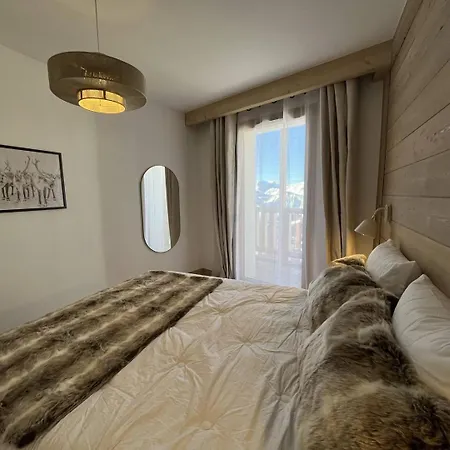 - Panoramique 4 Chambres, Sur Piste Avec Piscine Apartment Alpe d'Huez
